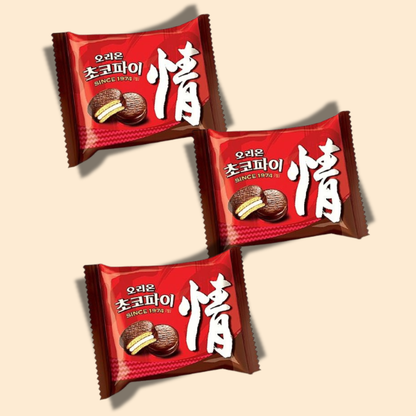 K-Pop Bias Snack Box (+ FREE BTS or Blackpink socks)