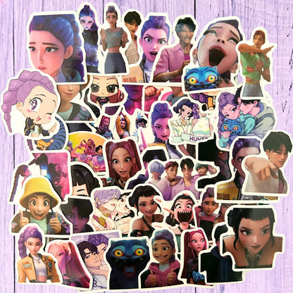 K-Pop Demon Hunters Mega Fan Snack and Gift Box – 100 Items Inside