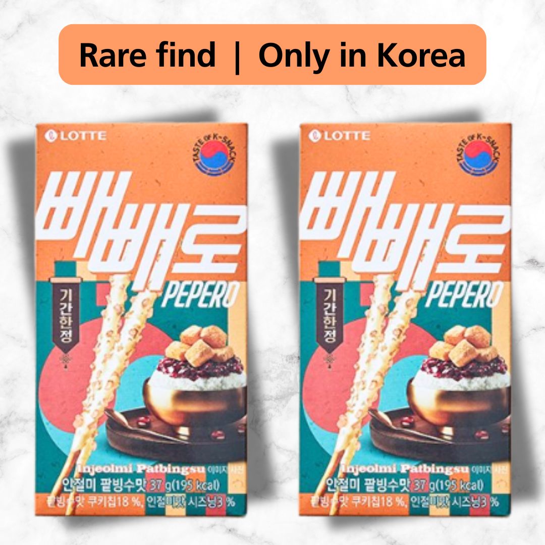 Unboxing the Pepero Paradise snack box — dozens of Pepero sticks from Seoul